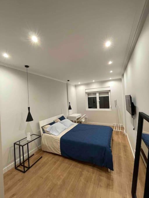 Quarto De Casal Close To Lisbon Flat Equipado Almada Dış mekan fotoğraf